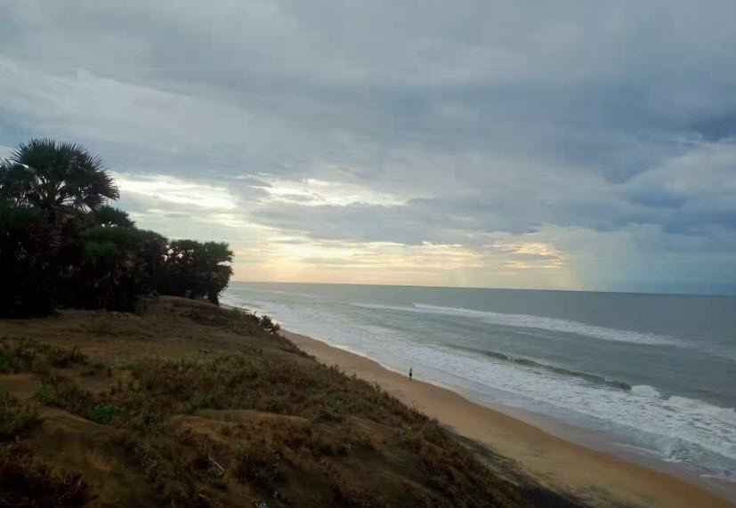 Chinakaragraharam Beach