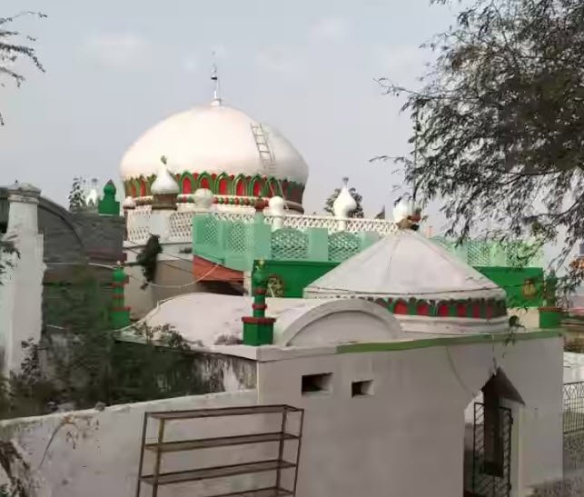 Darga/Mosque