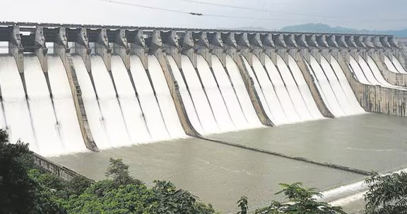 Varasgaon Dam