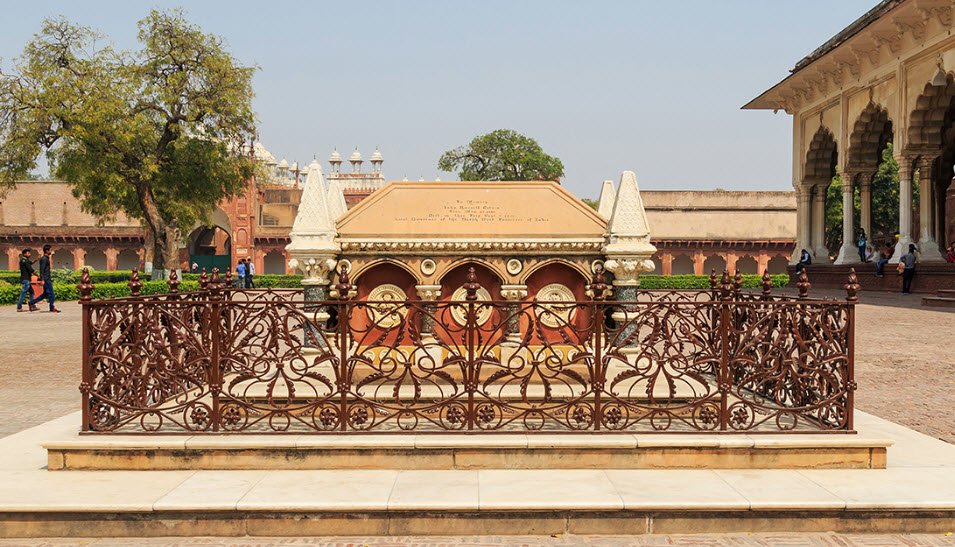 Tomb Of John Russell Colvin