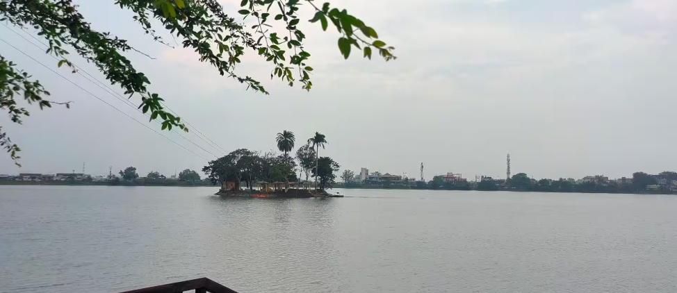 Dalsagar Lake Square, Seoni, Madhya Pradesh - Vushii.com Dalsagar Lake Square, Seoni, Madhya Pradesh - Vushii.com
