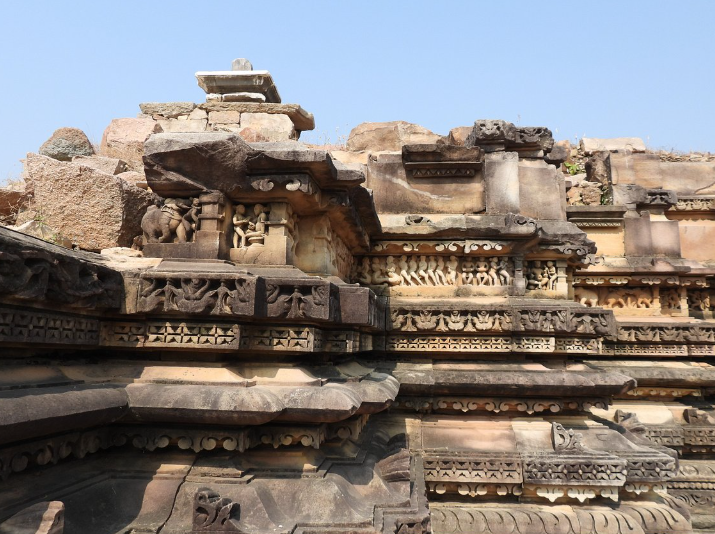 Beejamandal Temple Ruins, Chhatarpur, Madhya Pradesh - Vushii.com Beejamandal Temple Ruins, Chhatarpur, Madhya Pradesh - Vushii.com