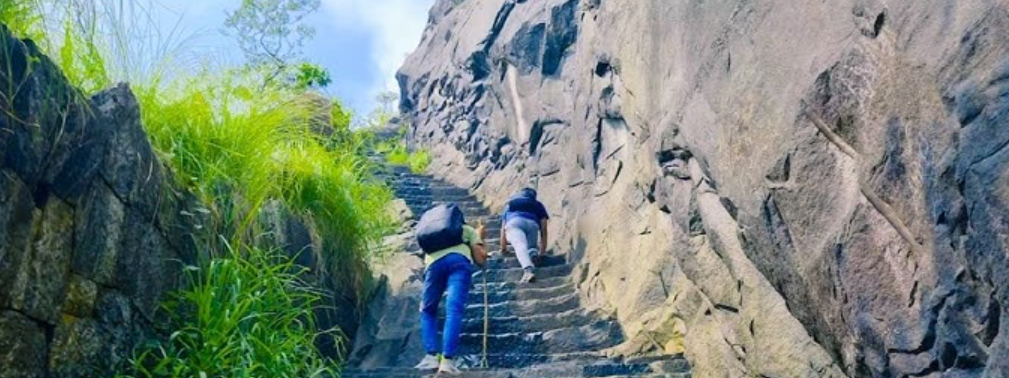 Gadaikallu (Narasimha Gudde), Dakshina Kannada, Karnataka - Vushii.com