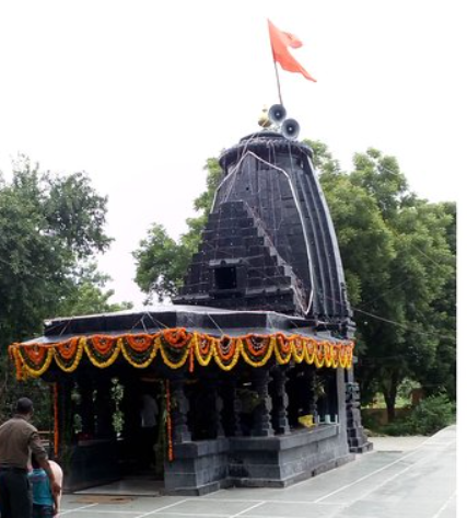 Kamaleshwar Mahadev Temple, Yavatmal, Maharashtra - Vushii.com