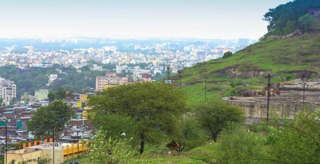 Parvati Hill, Pune, Maharashtra - Vushii.com Parvati Hill, Pune, Maharashtra - Vushii.com