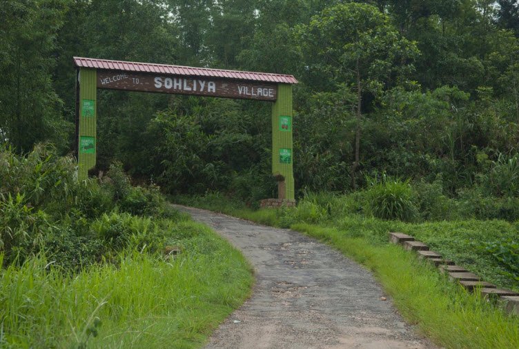 Sohliya, Strawberry Festival, Ri Bhoi, Meghalaya - Vushii.com