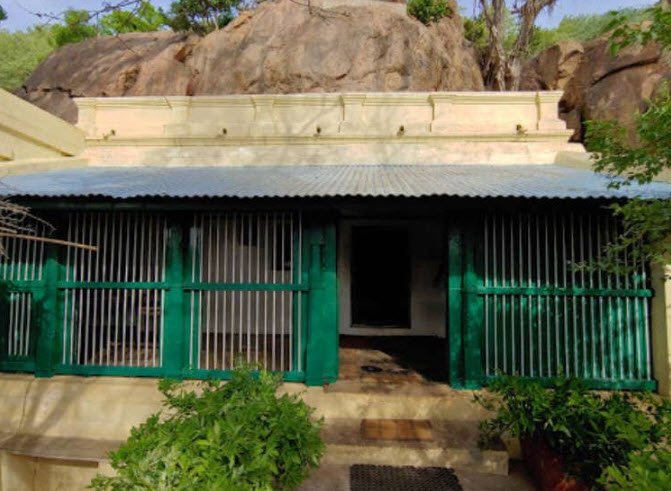 Skandasramam, Tiruvannamalai, Tamil Nadu - Vushii.com Skandasramam, Tiruvannamalai, Tamil Nadu - Vushii.com