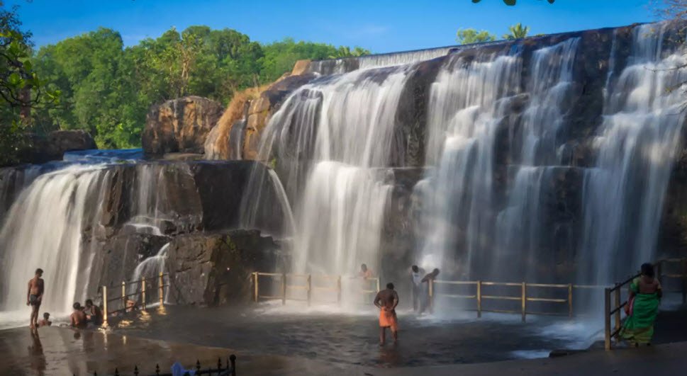 Thirparappu, Kanyakumari, Tamil Nadu - Vushii.com Thirparappu, Kanyakumari, Tamil Nadu - Vushii.com
