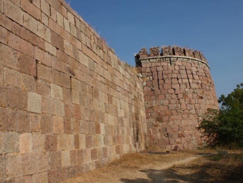Vanadurga, Yadgir, Karnataka - Vushii.com Vanadurga, Yadgir, Karnataka - Vushii.com