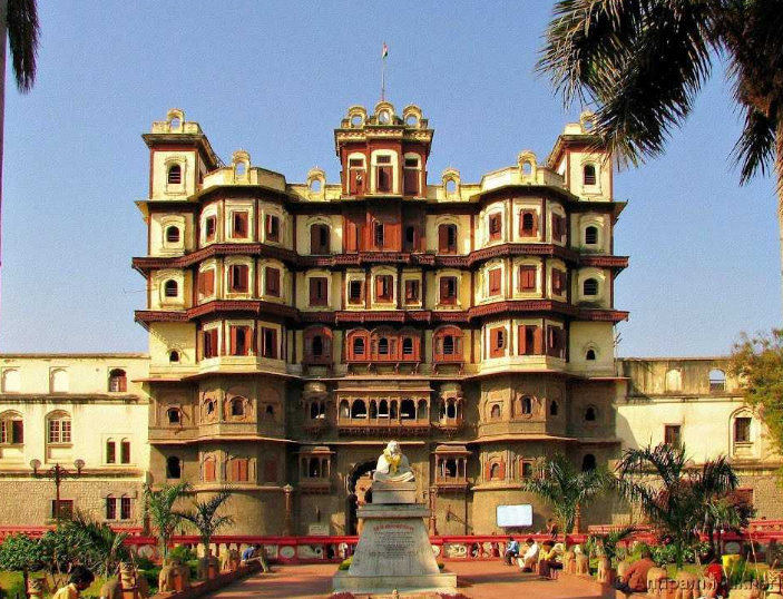 Rajwada Palace, Indore, Madhya Pradesh - Vushii.com