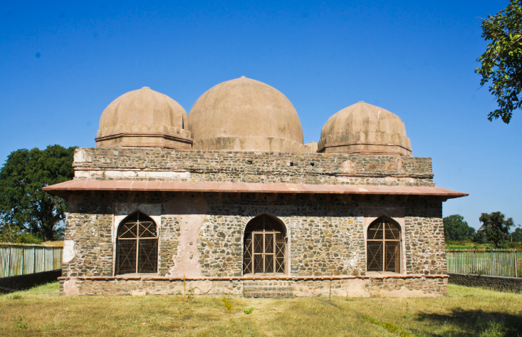 Kharbuja Mahal, Dhar, Madhya Pradesh - Vushii.com Kharbuja Mahal, Dhar, Madhya Pradesh - Vushii.com