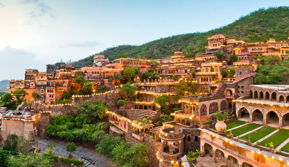 Neemrana, Alwar, Rajasthan - Vushii.com Neemrana, Alwar, Rajasthan - Vushii.com