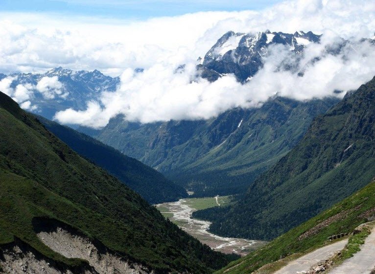 Yumthang, North Sikkim, Sikkim - Vushii.com Yumthang, North Sikkim, Sikkim - Vushii.com