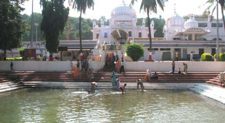 Gurudwara Nanak Jhira Sarowar, Bidar, Karnataka - Vushii.com Gurudwara Nanak Jhira Sarowar, Bidar, Karnataka - Vushii.com